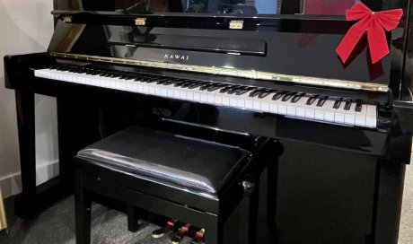 Piano droit Kawai